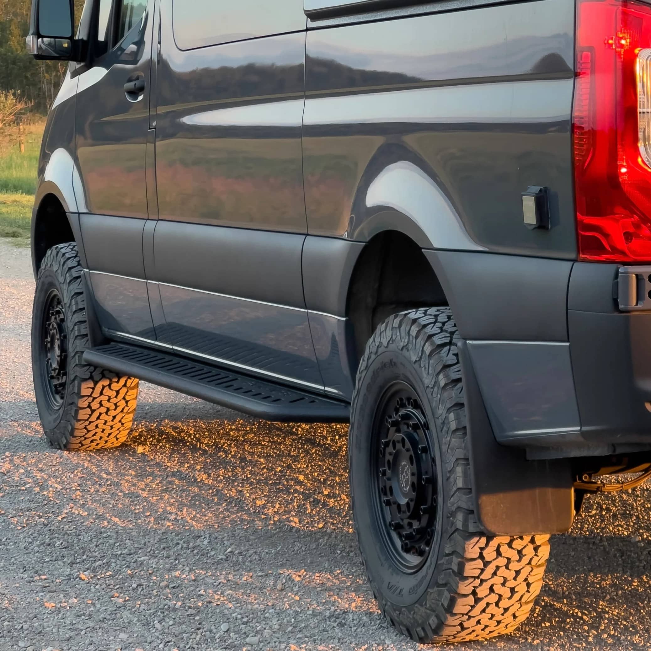 backland-apex-slider-regular-style